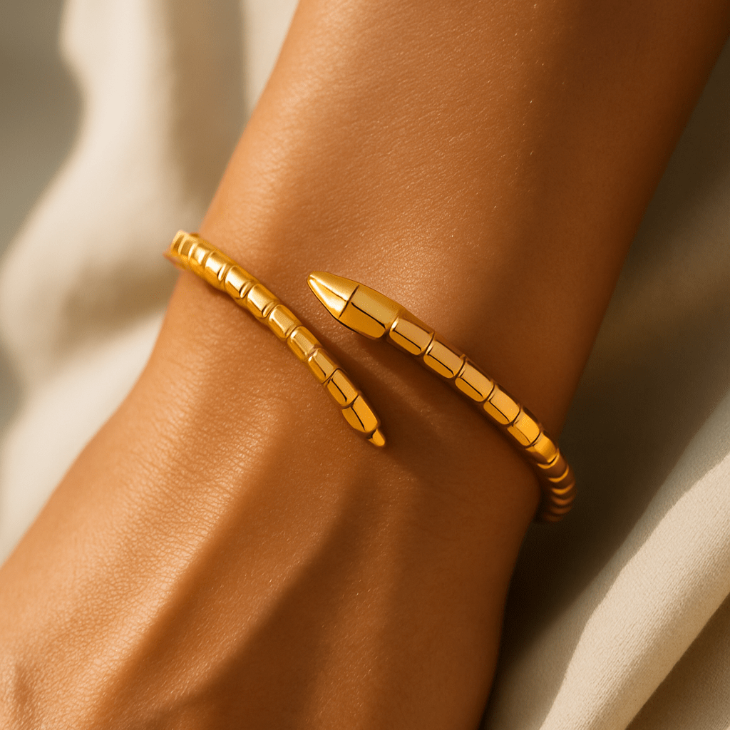 Serpent bracelet